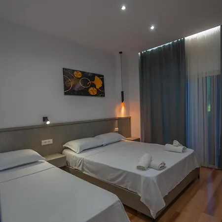 & Arnil 4* Velipojë